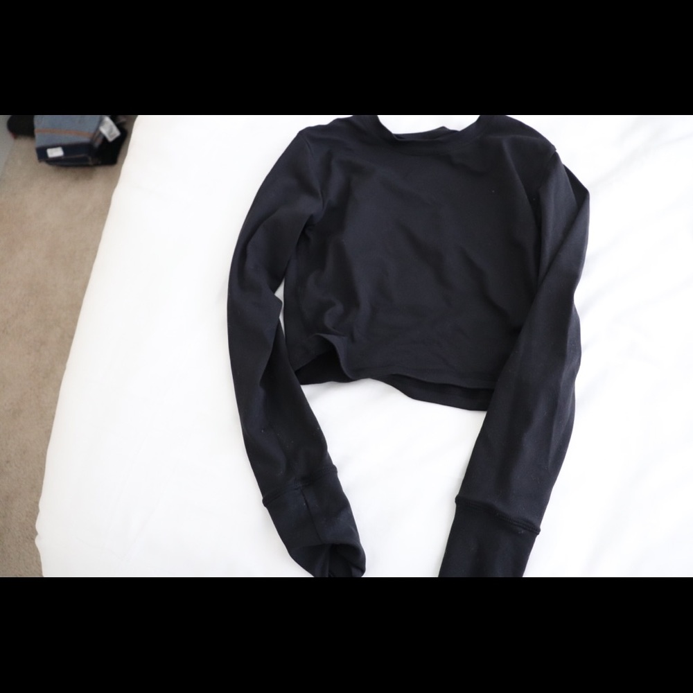 Long sleeve paragon crop